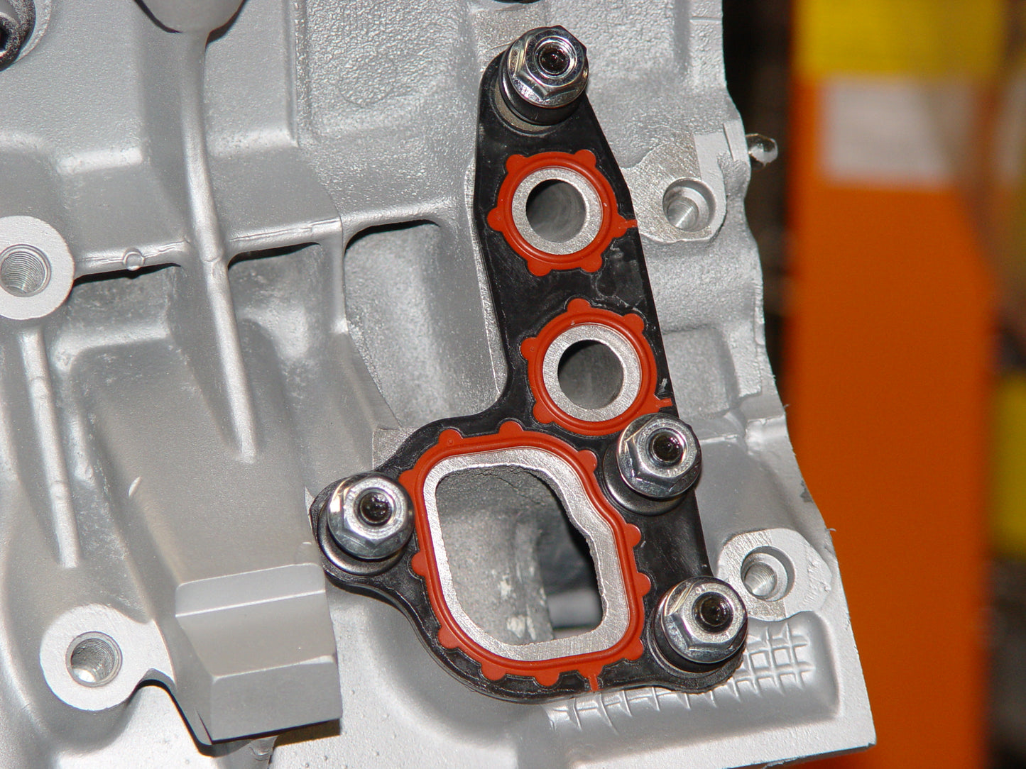 Engine Oil Cooler / Filter Mounting Stud Kit